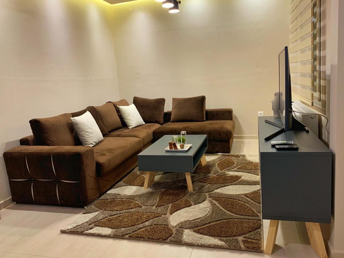 Apartamento Petite Luxury Urban House Tríkala Exterior foto